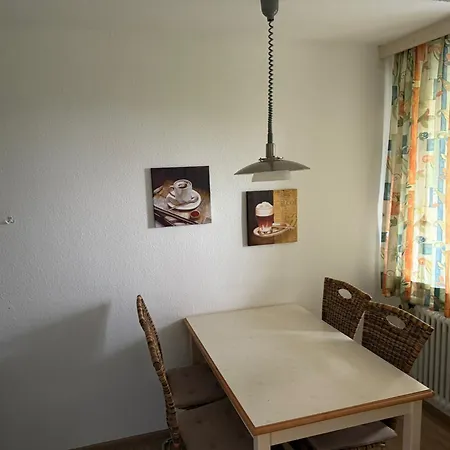 Familienauszeit mit Indoorpool, Sauna, Netflix, Disney, 50-100 MBit Internet inkl Bettwäsche Handtücher Reinigung *