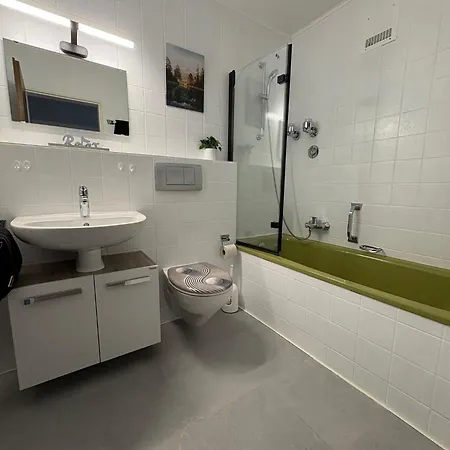 Apartamento Familienauszeit Mit Indoorpool, Sauna, Netflix, Disney, 50-100 Mbit Internet Inkl Bettwäsche Handtücher Reinigung *