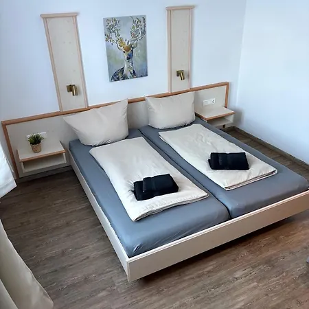 Familienauszeit Mit Indoorpool, Sauna, Netflix, Disney, 50-100 Mbit Internet Inkl Bettwaesche Handtuecher Reinigung Missen-Wilhams